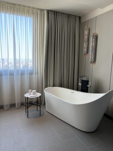 a bathroom at grand hyatt barcelona