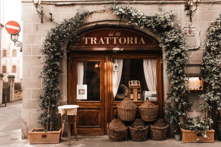 Rome for Food Lovers: Best Food Tours, Cooking Classes & Hotels