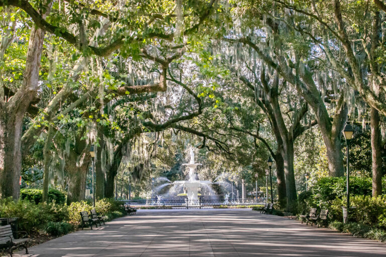 The Ultimate Savannah, Georgia Travel Guide: Where to Eat, Stay, Shop, and Fall Completely in Love