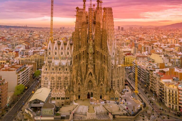Barcelona Travel Guide: Everything You Need to Know Before You Go